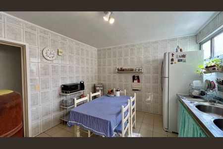 Apartamento à venda com 126m², 3 quartos e 1 vaga Apartamento à venda com 126m², 3 quartos e 1 vagaCozinha