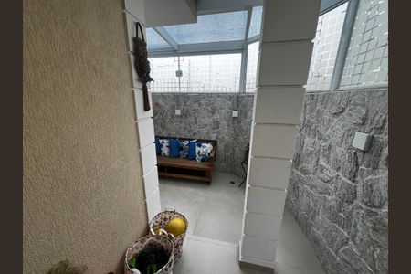 Casa de condomínio à venda com 130m², 3 quartos e 3 vagasQuintal