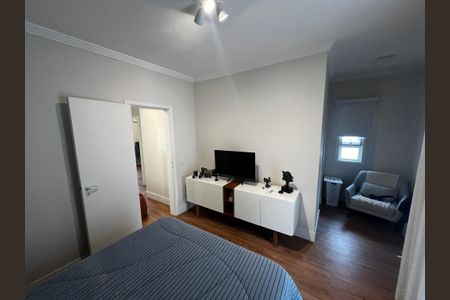 Casa de condomínio à venda com 130m², 3 quartos e 3 vagasSuite