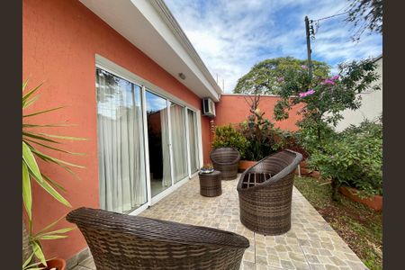 Casa à venda com 200m², 3 quartos e 2 vagasÁrea externa
