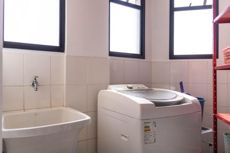 Apartamento à venda com 70m², 2 quartos e 2 vagasÁrea de Serviço