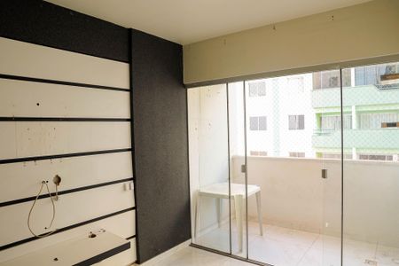 Apartamento para alugar com 1m², 2 quartos e 1 vaga Apartamento para alugar com 1m², 2 quartos e 1 vagaSala
