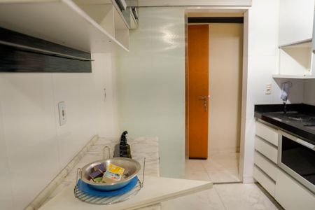 Apartamento para alugar com 1m², 2 quartos e 1 vaga Apartamento para alugar com 1m², 2 quartos e 1 vagaCozinha