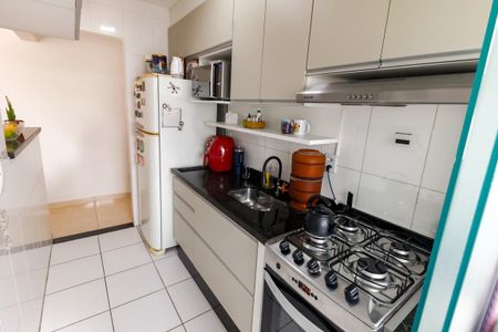 Apartamento à venda com 48m², 2 quartos e 2 vagas Apartamento à venda com 48m², 2 quartos e 2 vagasCozinha