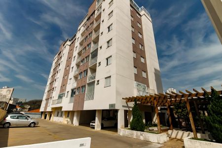 Apartamento à venda com 48m², 2 quartos e 2 vagas Apartamento à venda com 48m², 2 quartos e 2 vagasFachada do bloco