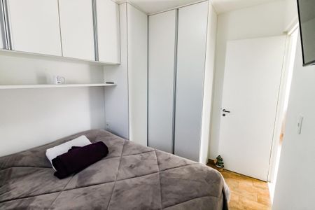 Apartamento à venda com 48m², 2 quartos e 2 vagas Apartamento à venda com 48m², 2 quartos e 2 vagasQuarto 2