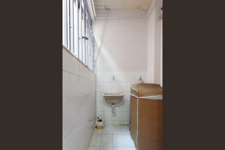 Apartamento à venda com 60m², 2 quartos e 1 vagaÁrea de Serviço