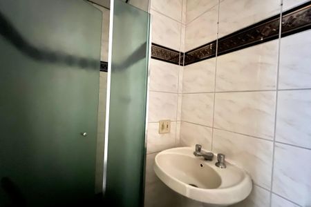 Apartamento à venda com 62m², 2 quartos e 2 vagas Apartamento à venda com 62m², 2 quartos e 2 vagasBanheiro Social