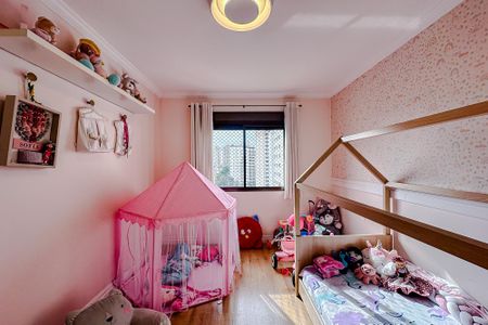 Apartamento à venda com 244m², 5 quartos e 4 vagasSuíte 2