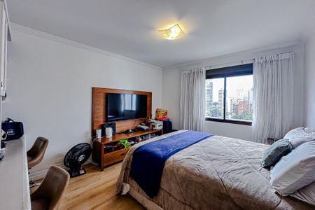 Apartamento à venda com 244m², 5 quartos e 4 vagasSuíte 1