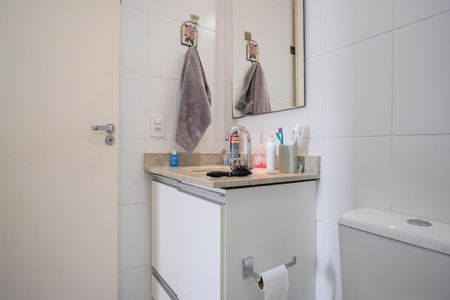 Apartamento à venda com 68m², 2 quartos e 1 vagaBanheiro da suíte