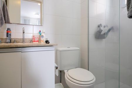 Apartamento à venda com 68m², 2 quartos e 1 vagaBanheiro da suíte