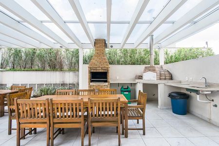 Apartamento à venda com 68m², 2 quartos e 1 vagaÁrea comum