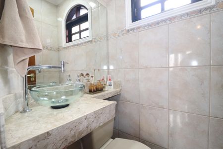 Casa à venda com 150m², 3 quartos e 3 vagasLavabo