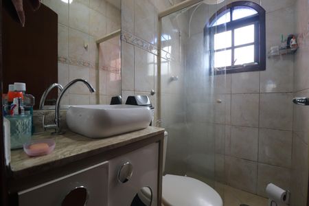 Casa à venda com 150m², 3 quartos e 3 vagasBanheiro 2