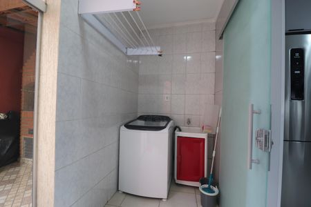 Casa à venda com 150m², 3 quartos e 3 vagasÁrea de Serviço