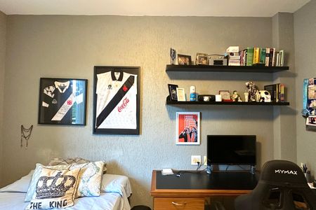 Apartamento à venda com 160m², 3 quartos e 1 vagaQuarto 02