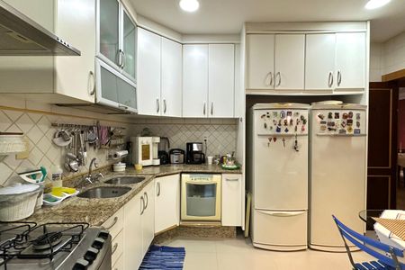 Apartamento à venda com 160m², 3 quartos e 1 vagaCozinha