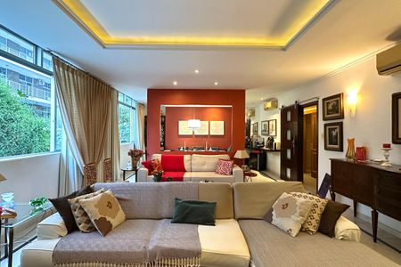 Apartamento à venda com 160m², 3 quartos e 1 vagaSala