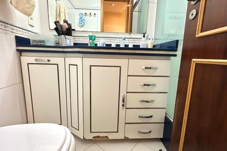 Apartamento à venda com 160m², 3 quartos e 1 vagaBanheiro Social