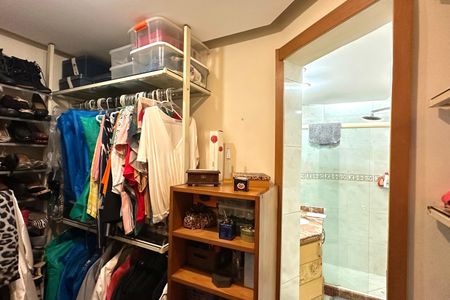 Apartamento à venda com 160m², 3 quartos e 1 vagaSuíte