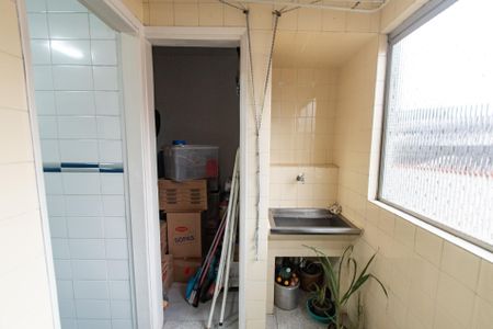 Apartamento à venda com 67m², 2 quartos e 1 vaga Apartamento à venda com 67m², 2 quartos e 1 vagaÁrea de serviço