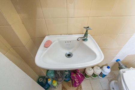 Apartamento à venda com 67m², 2 quartos e 1 vaga Apartamento à venda com 67m², 2 quartos e 1 vagaBanheiro de serviço