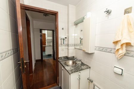 Apartamento à venda com 67m², 2 quartos e 1 vaga Apartamento à venda com 67m², 2 quartos e 1 vagaBanheiro
