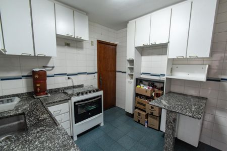 Apartamento à venda com 67m², 2 quartos e 1 vaga Apartamento à venda com 67m², 2 quartos e 1 vagaCozinha
