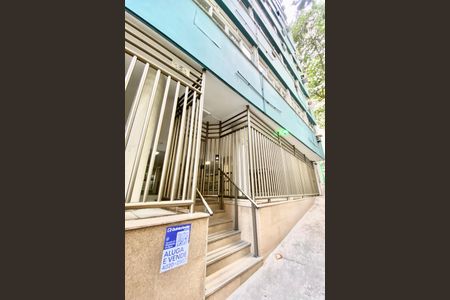 Apartamento à venda com 80m², 2 quartos e sem vaga Apartamento à venda com 80m², 2 quartos e sem vagaFachada