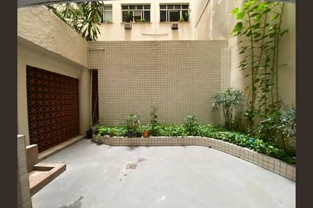 Apartamento à venda com 80m², 2 quartos e sem vaga Apartamento à venda com 80m², 2 quartos e sem vagaÁrea comum