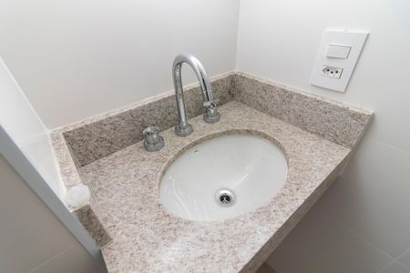 Apartamento à venda com 50m², 2 quartos e 1 vagaBanheiro 2