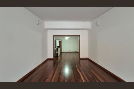 Casa à venda com 208m², 2 quartos e 2 vagas Casa à venda com 208m², 2 quartos e 2 vagasQuarto 1