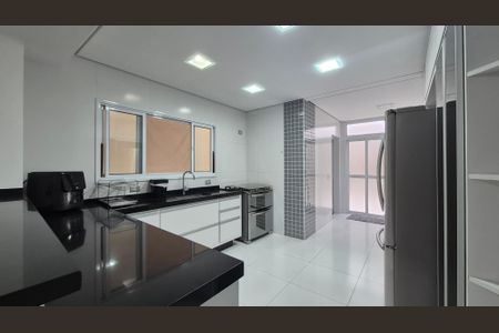 Casa à venda com 208m², 2 quartos e 2 vagas Casa à venda com 208m², 2 quartos e 2 vagasCozinha