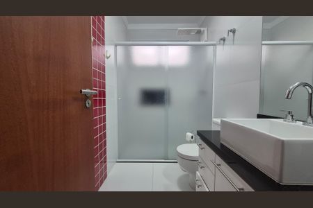 Casa à venda com 208m², 2 quartos e 2 vagas Casa à venda com 208m², 2 quartos e 2 vagasBanheiro 1