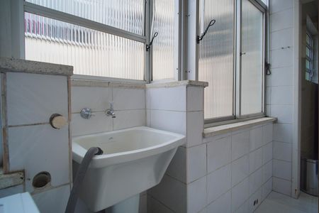 Apartamento para alugar com 78m², 2 quartos e 1 vagaÁrea de Serviço