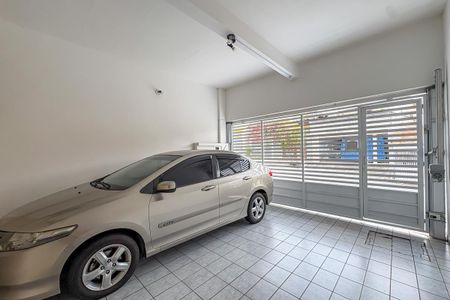 Casa à venda com 104m², 2 quartos e 2 vagas Casa à venda com 104m², 2 quartos e 2 vagasGaragem