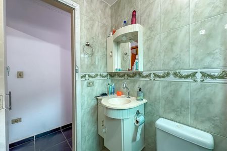 Casa à venda com 104m², 2 quartos e 2 vagas Casa à venda com 104m², 2 quartos e 2 vagasBanheiro
