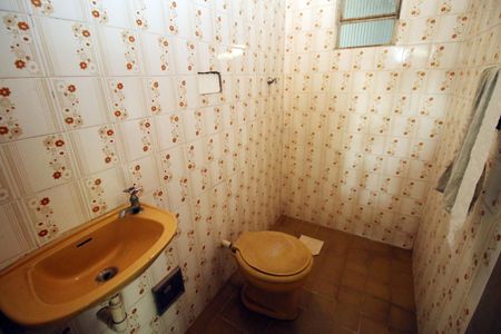 Casa à venda com 310m², 5 quartos e 3 vagasBanheiro de serviço