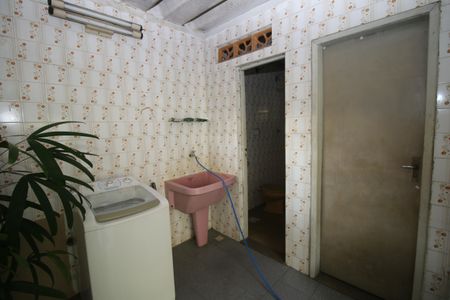 Casa à venda com 310m², 5 quartos e 3 vagasÁrea de Serviço