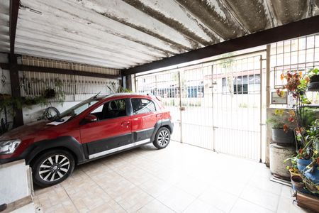 Casa à venda com 131m², 3 quartos e 1 vaga Casa à venda com 131m², 3 quartos e 1 vagaGaragem