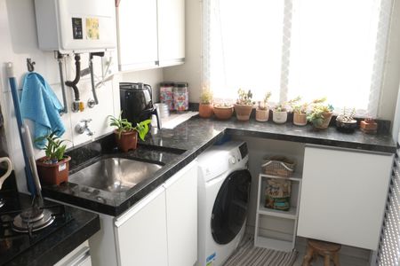 Apartamento à venda com 71m², 2 quartos e 1 vagaÁrea de Serviço