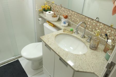 Apartamento à venda com 71m², 2 quartos e 1 vagaBanheiro da Suíte 2