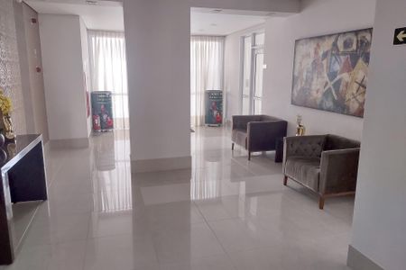 Apartamento à venda com 71m², 2 quartos e 1 vaga Apartamento à venda com 71m², 2 quartos e 1 vagaHall social