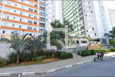 Apartamento para alugar com 61m², 2 quartos e 1 vaga Apartamento para alugar com 61m², 2 quartos e 1 vagaFachada