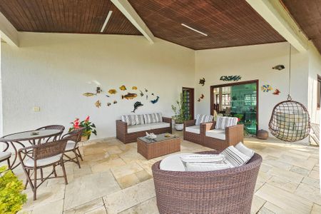 Apartamento para alugar com 500m², 4 quartos e 6 vagas Apartamento para alugar com 500m², 4 quartos e 6 vagasÁrea Externa