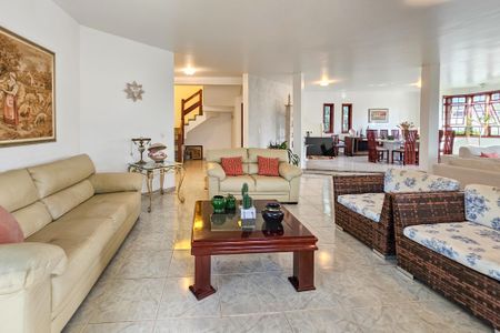Apartamento para alugar com 500m², 4 quartos e 6 vagas Apartamento para alugar com 500m², 4 quartos e 6 vagasSala
