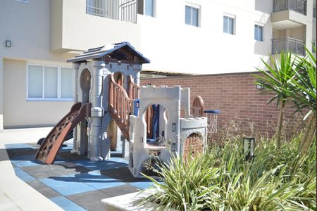 Apartamento para alugar com 83m², 2 quartos e 2 vagasÁrea comum - Playground