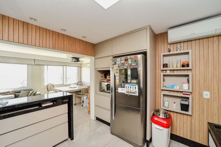 Apartamento à venda com 140m², 3 quartos e 2 vagas Apartamento à venda com 140m², 3 quartos e 2 vagasCozinha