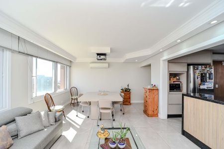 Apartamento à venda com 140m², 3 quartos e 2 vagas Apartamento à venda com 140m², 3 quartos e 2 vagasSala